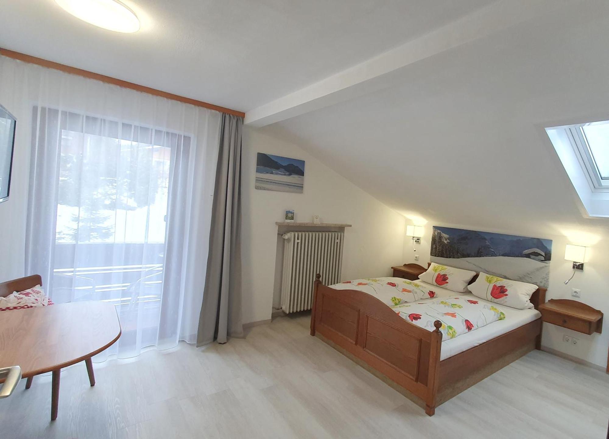 Hotel Garni Haus Alpine - Chiemgau Karte Inkl Ruhpolding Luaran gambar