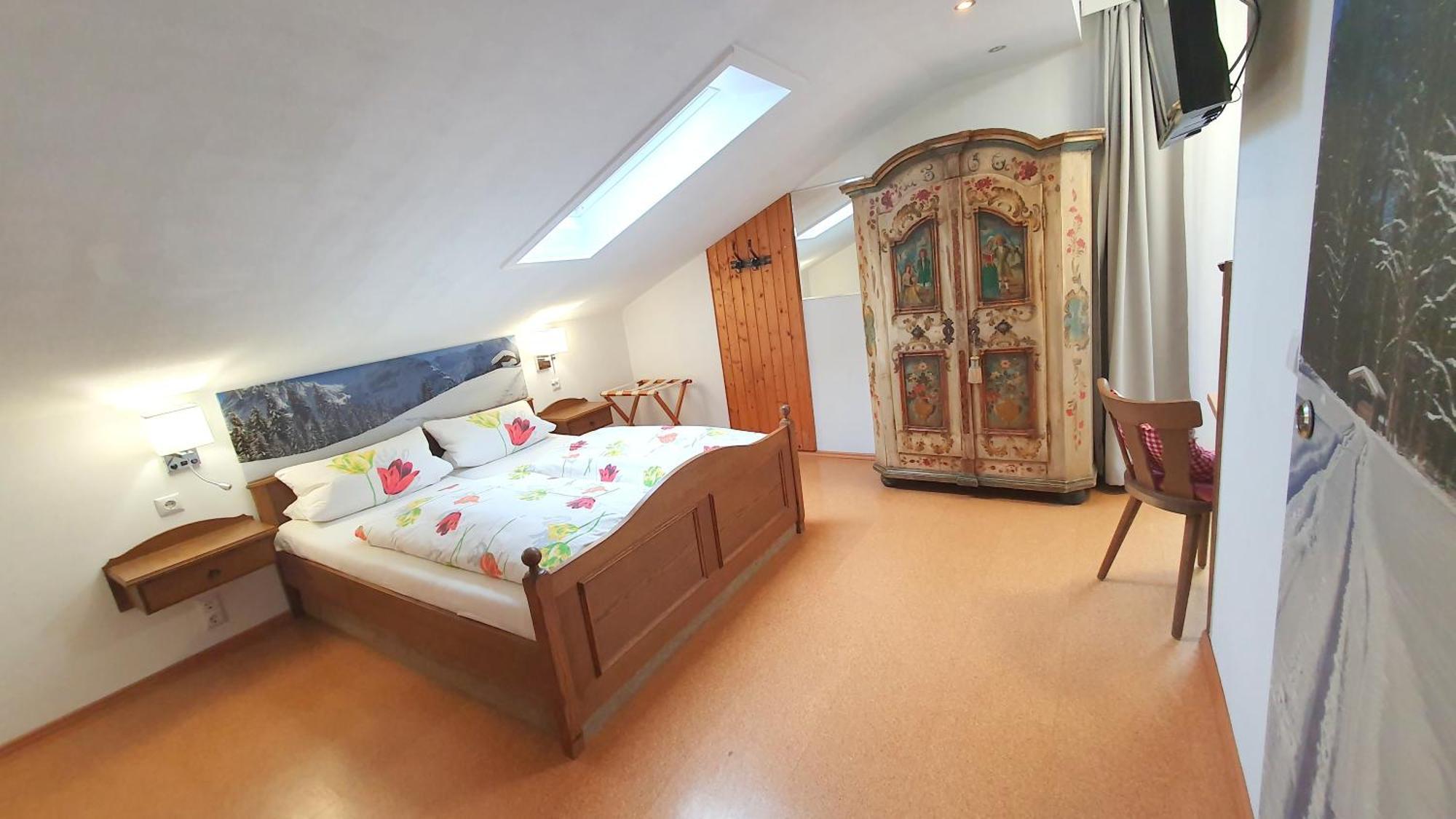 Hotel Garni Haus Alpine - Chiemgau Karte Inkl Ruhpolding Luaran gambar