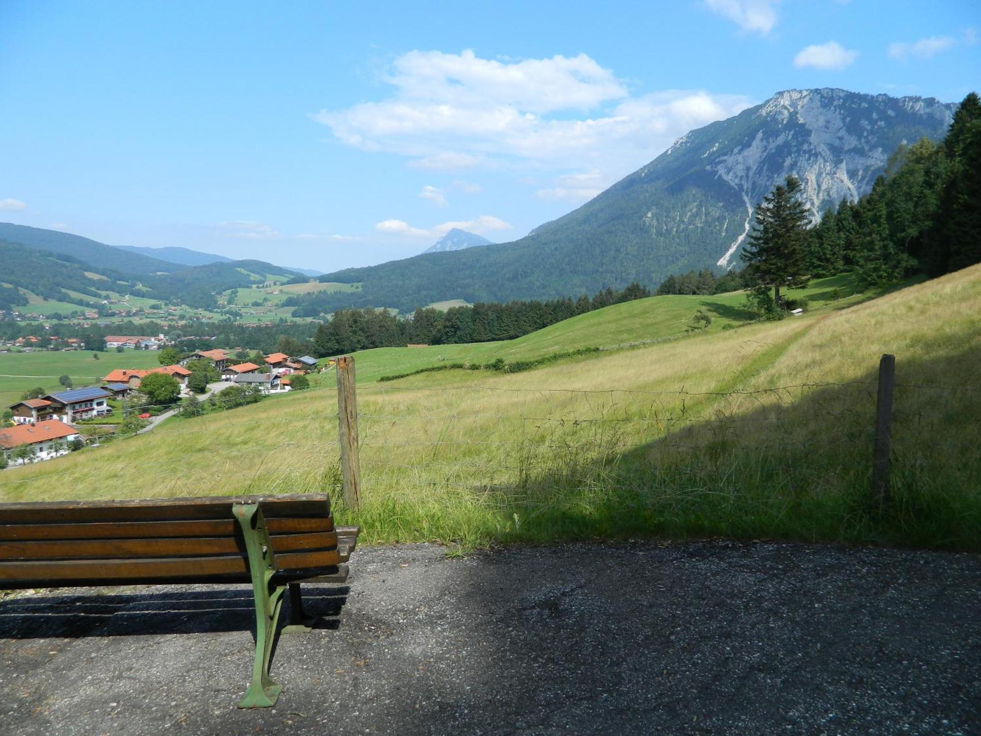 Hotel Garni Haus Alpine - Chiemgau Karte Inkl Ruhpolding Luaran gambar