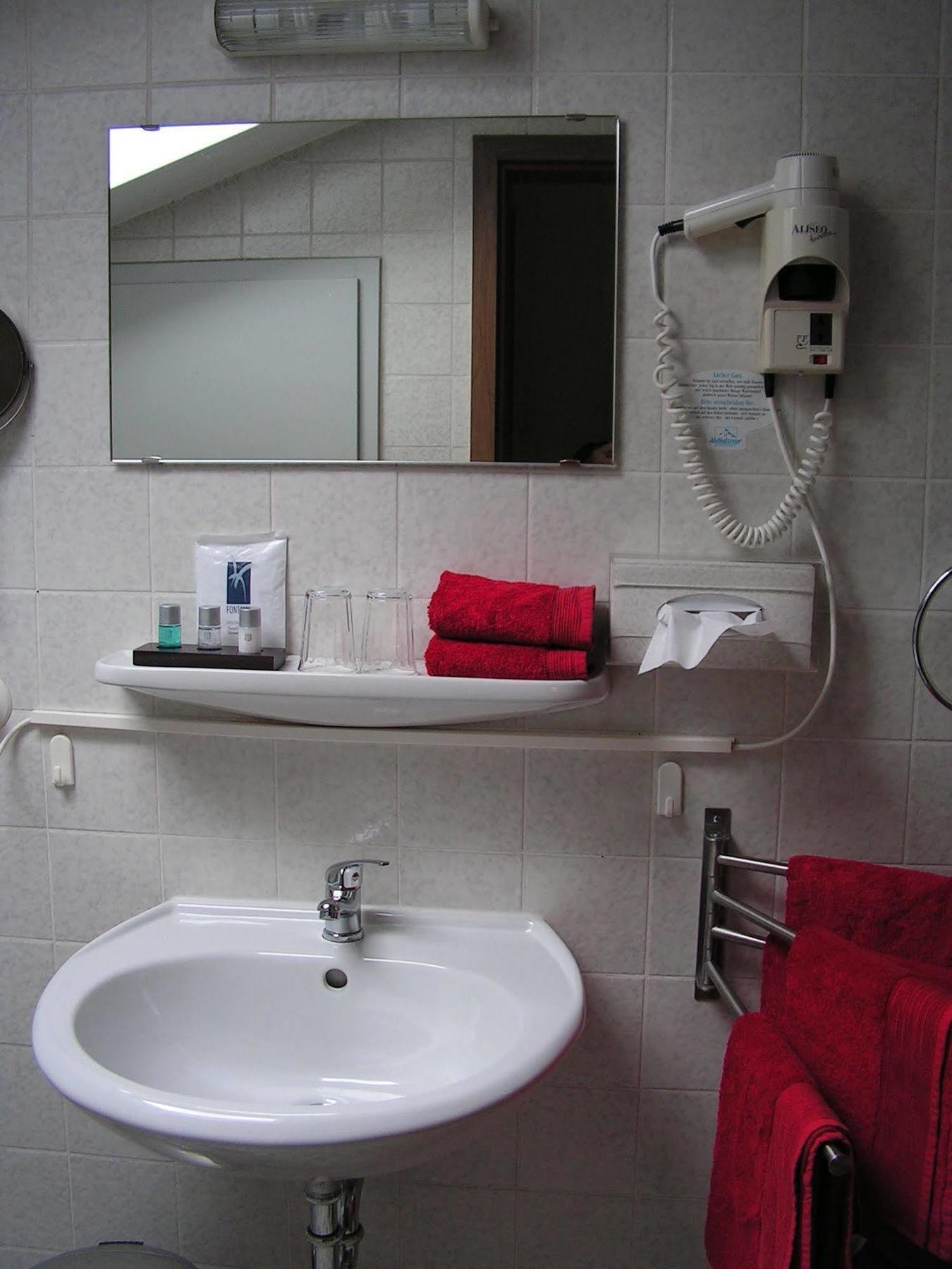 Hotel Garni Haus Alpine - Chiemgau Karte Inkl Ruhpolding Luaran gambar